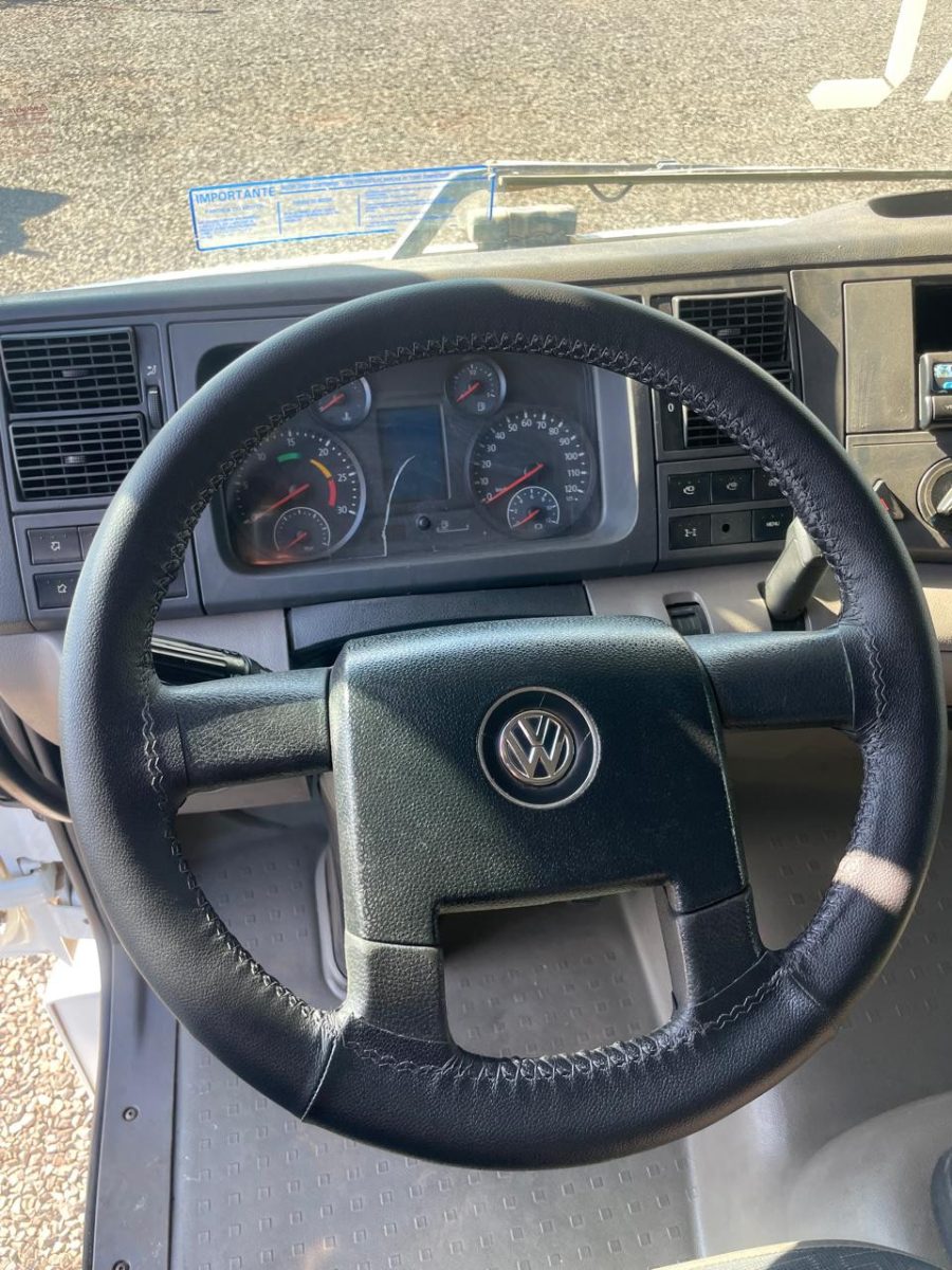VOLKSWAGEN 25-360 Constel. 6x2 Tractor 2p (die)(E5) - foto 6