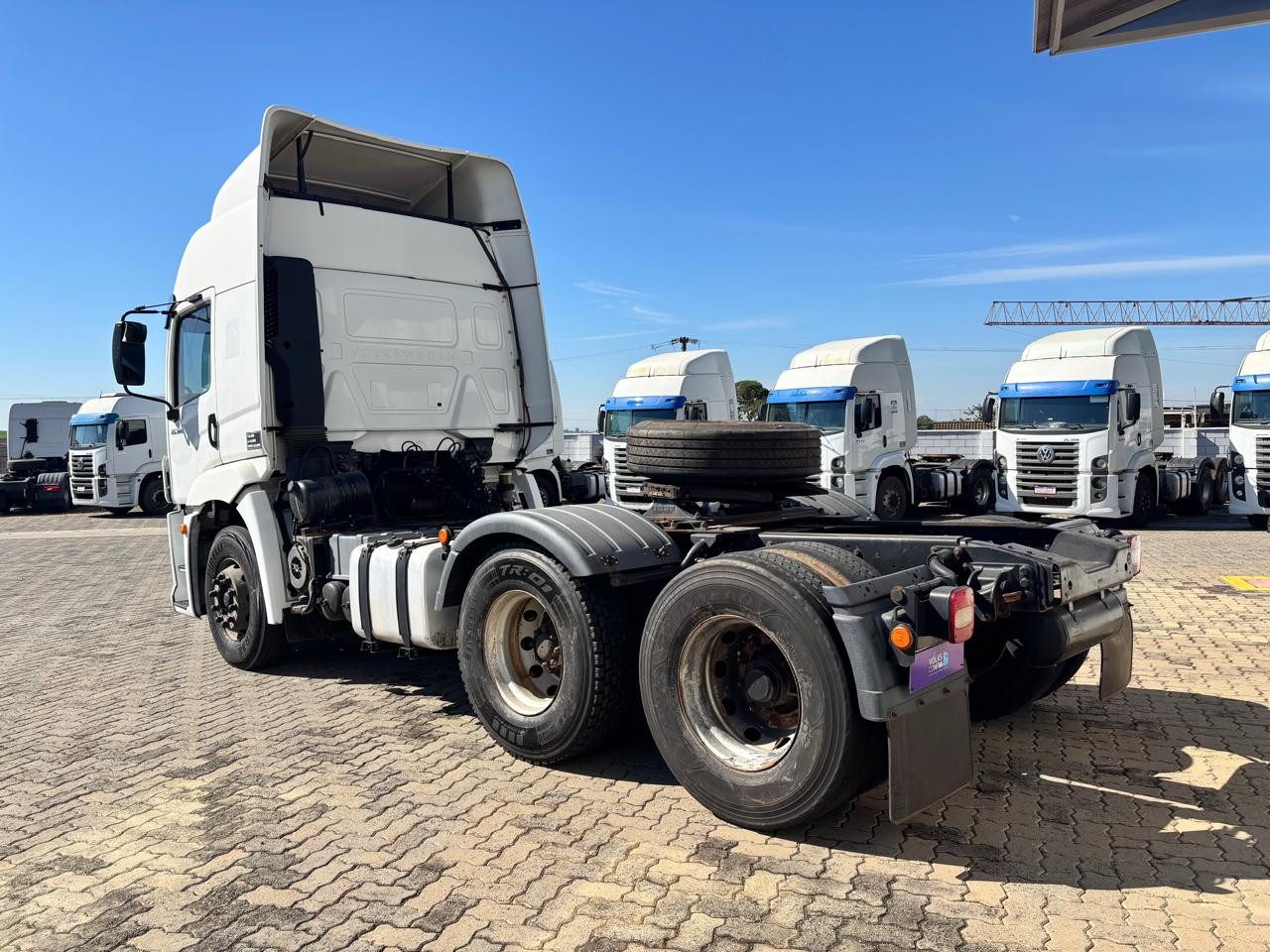VOLKSWAGEN 25-360 Constel. 6x2 Tractor 2p (die)(E5) - foto 4
