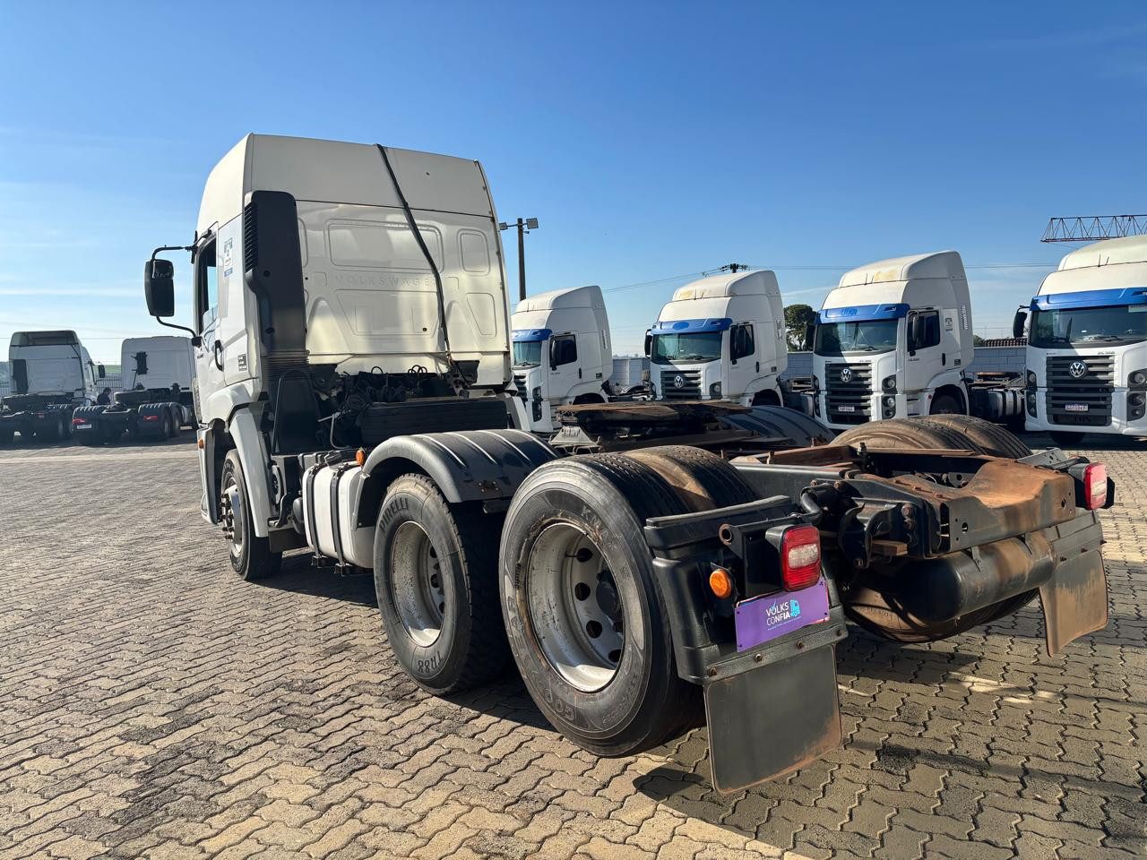 VOLKSWAGEN 25-360 Constel. 6x2 Tractor 2p (die)(E5) - foto 4