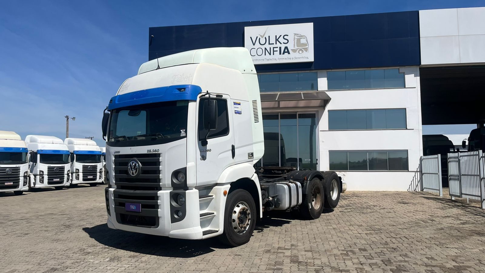 VOLKSWAGEN 25-360 Constel. 6x2 Tractor 2p (die)(E5) - foto 2