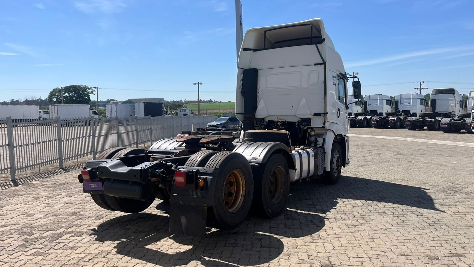 VOLKSWAGEN 25-360 Constel. 6x2 Tractor 2p (die)(E5) - foto 6