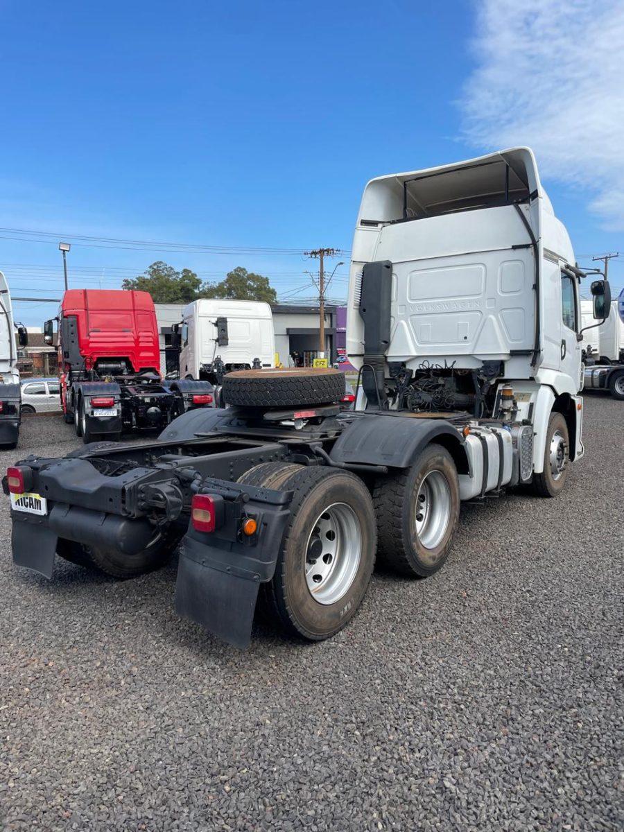 VOLKSWAGEN 25-360 Constel. 6x2 Tractor 2p (die)(E5) - foto 6