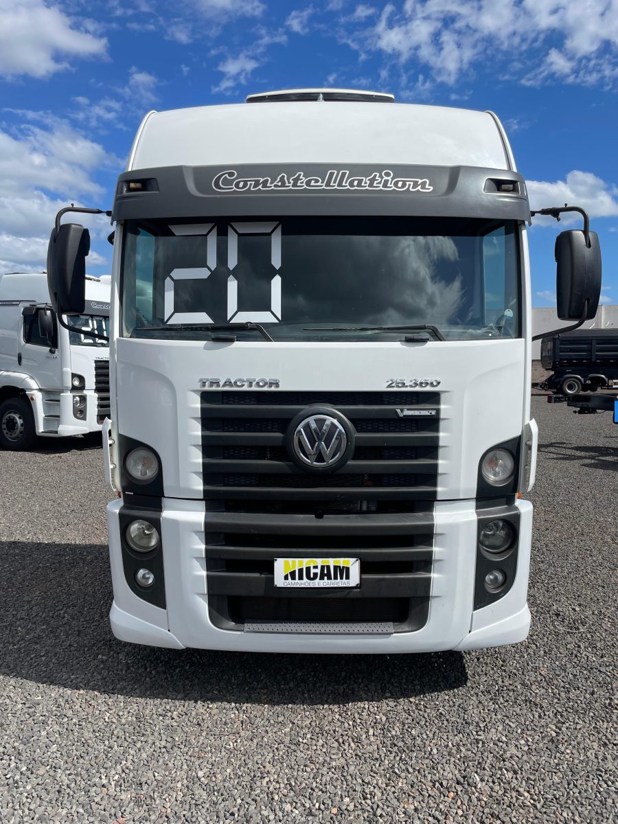 VOLKSWAGEN 25-360 Constel. 6x2 Tractor 2p (die)(E5) - foto 2