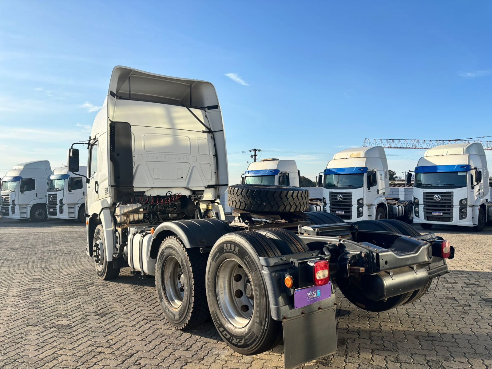 VOLKSWAGEN 25-360 Constel. 6x2 Tractor 2p (die)(E5) - foto 4