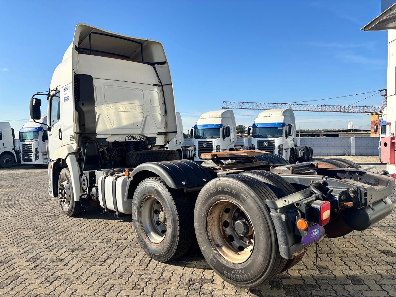 VOLKSWAGEN 25-360 Constel. 6x2 Tractor 2p (die)(E5) - foto 3