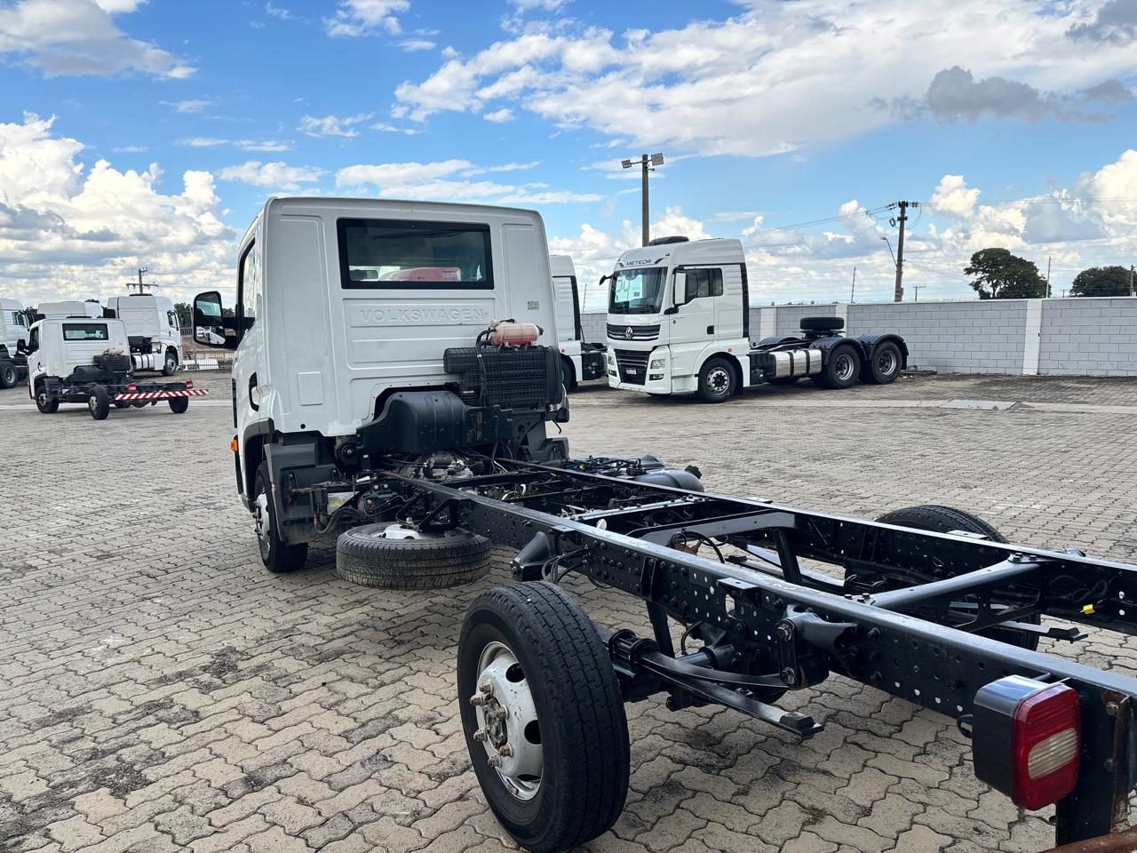 VOLKSWAGEN Delivery Express Turbo Diesel (E6) - foto 1