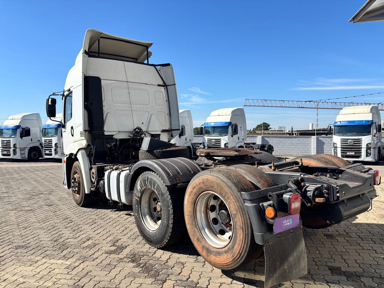 VOLKSWAGEN 25-360 Constel. 6x2 Tractor 2p (die)(E5) - foto 4