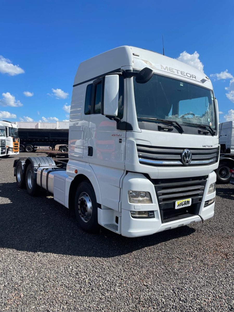 VOLKSWAGEN Meteor 29.520 6x4 2p (diesel)(E5) - foto 1