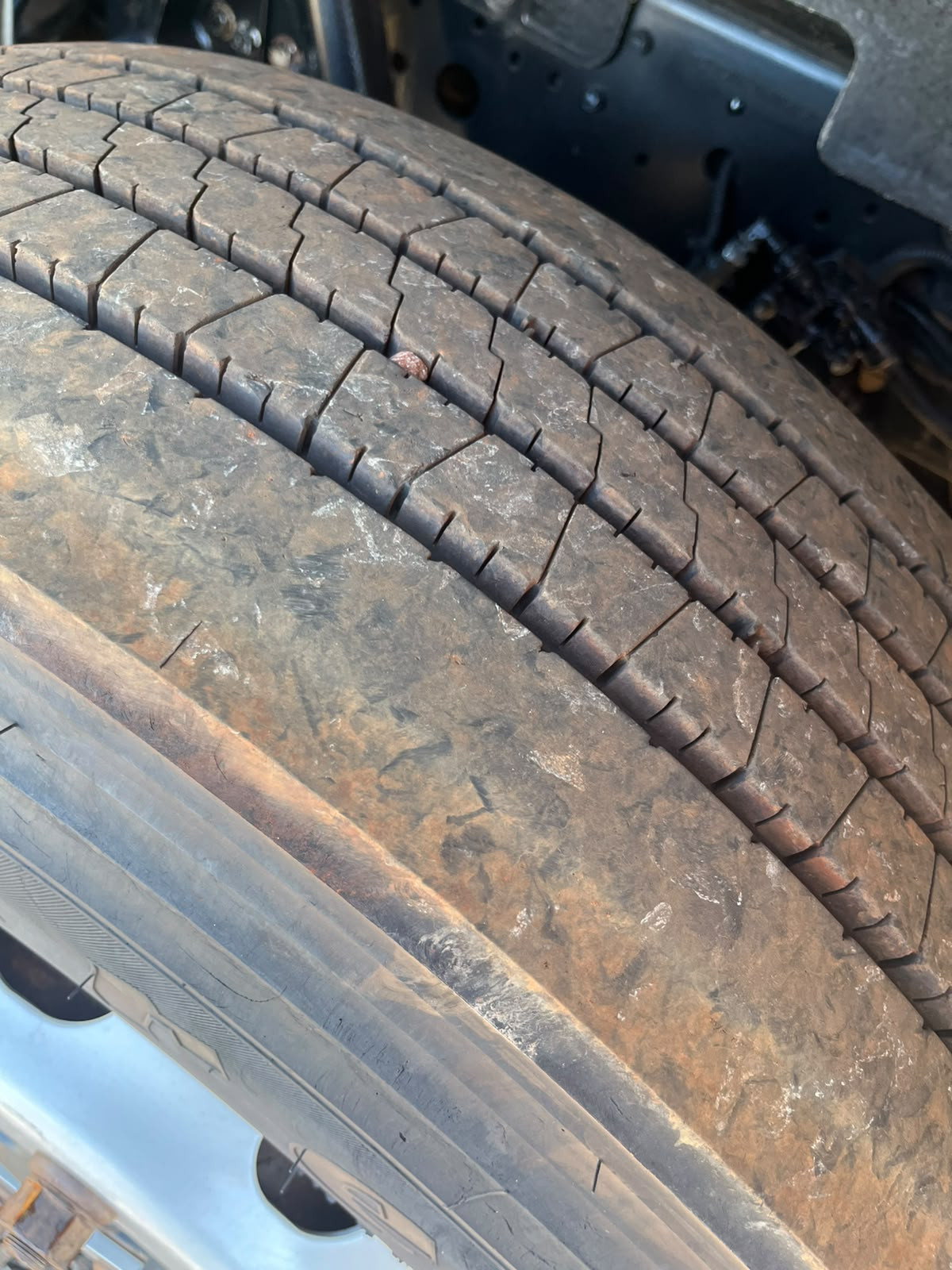 VOLKSWAGEN 19-360 CONSTELLAT. TRACTOR (DIESEL)(E5) - foto 1