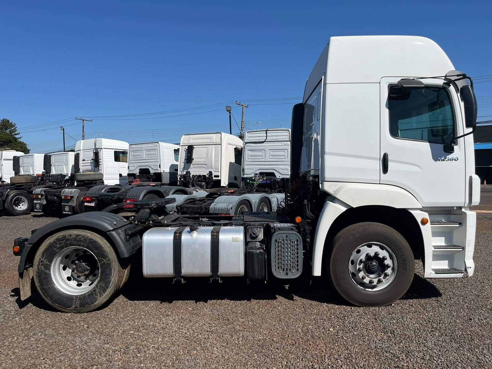 VOLKSWAGEN 19-360 CONSTELLAT. TRACTOR (DIESEL)(E5) - foto 7