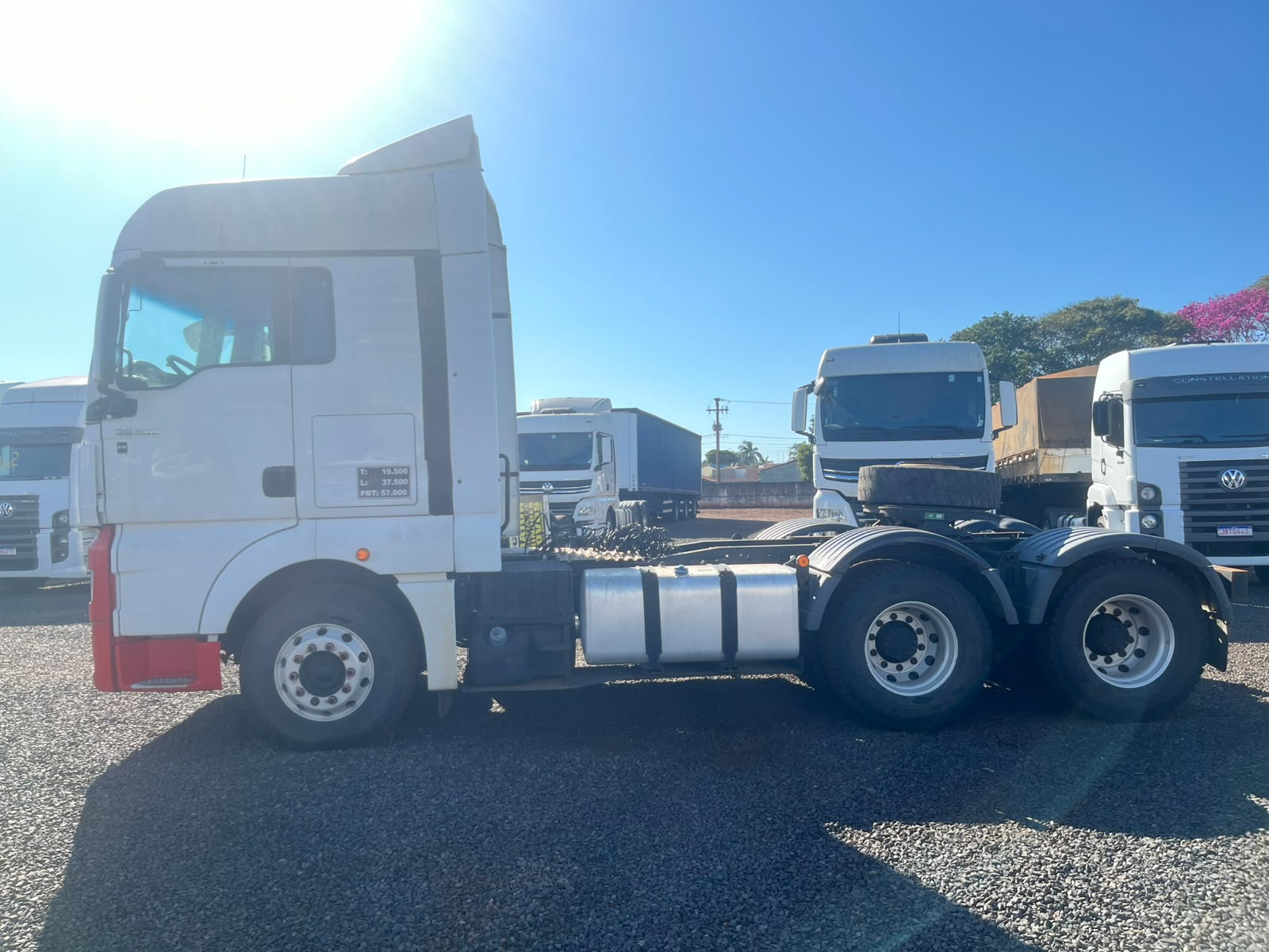 VOLKSWAGEN VOLKSWAGEN/29.520 METEOR 6X4 - foto 7