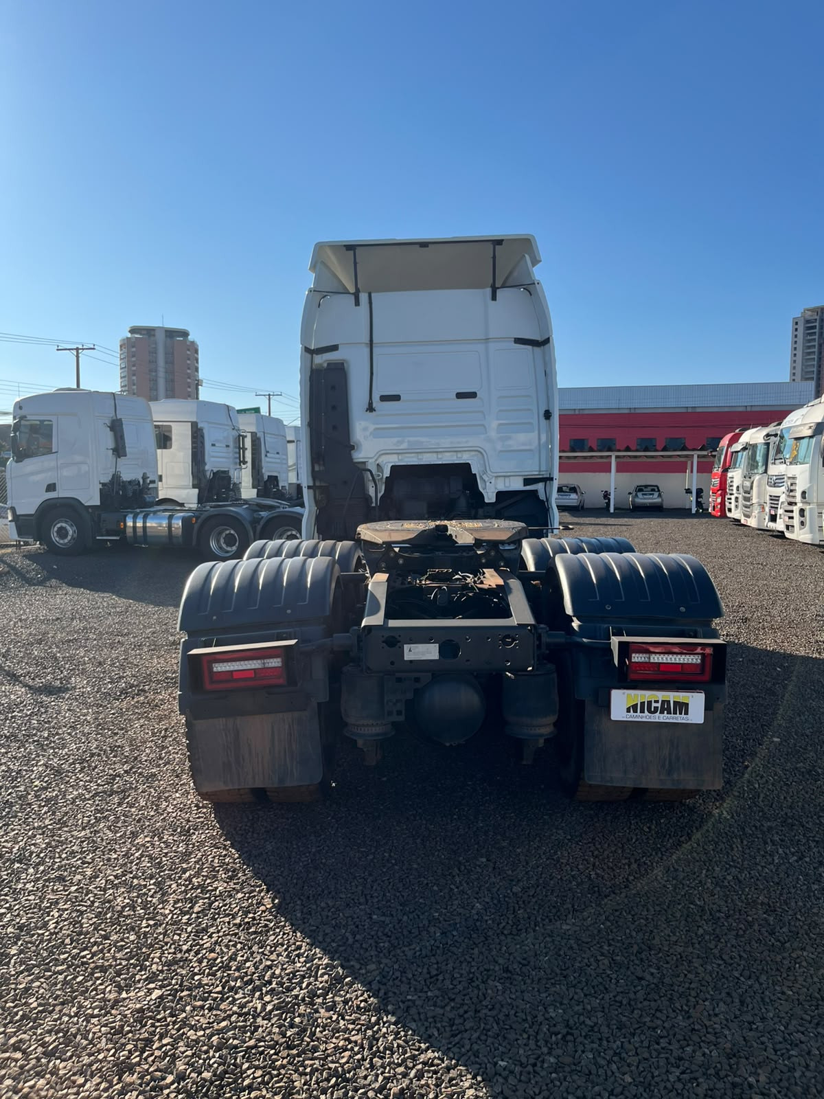 VOLKSWAGEN VOLKSWAGEN/29.520 METEOR 6X4 - foto 4