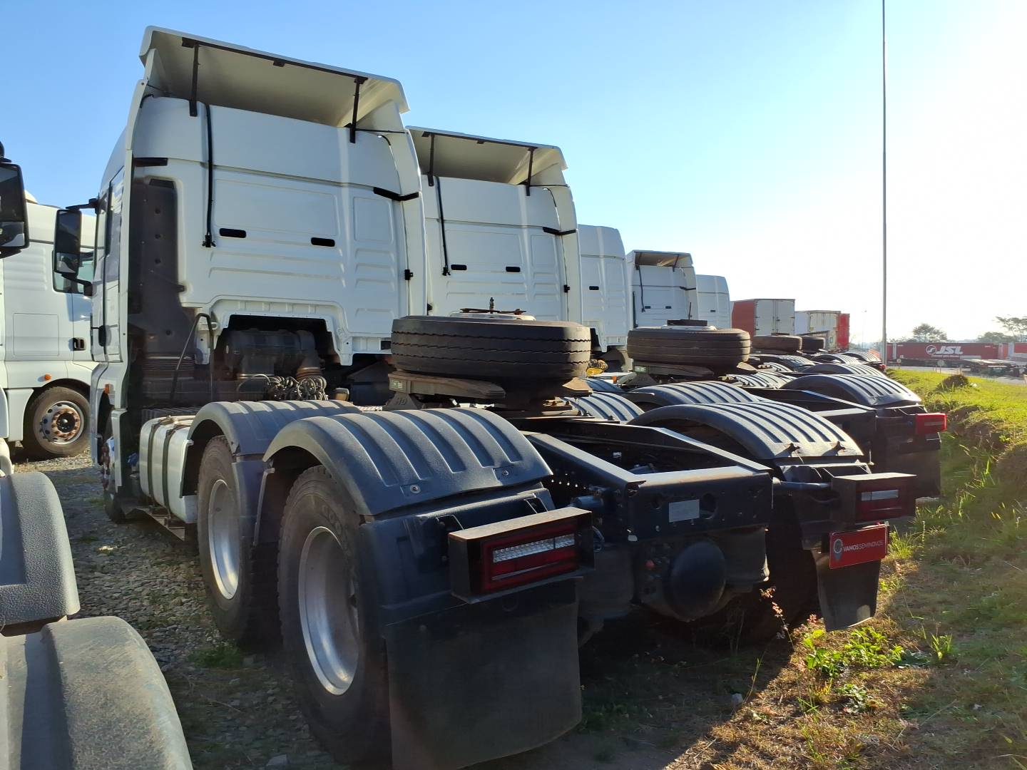 VOLKSWAGEN VOLKSWAGEN/29.520 METEOR 6X4 - foto 4