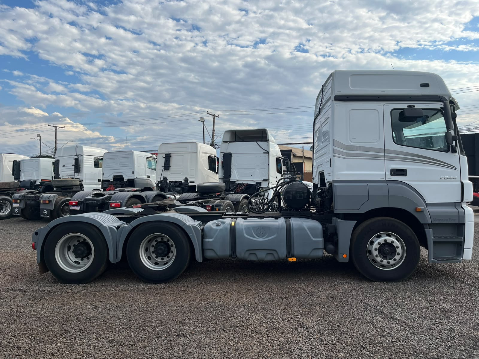 MERCEDES-BENZ MERCEDES-BENZ/AXOR 2644 LS 6X4 - foto 7