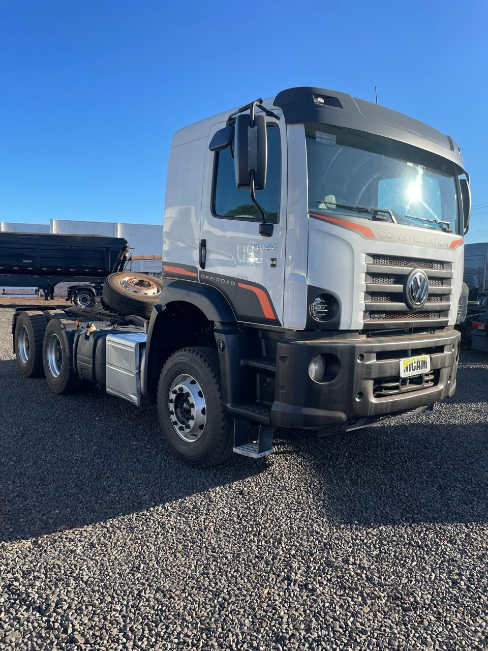 VOLKSWAGEN 33.480 Constellation 6x4 2p (diesel)(E6) - foto 3